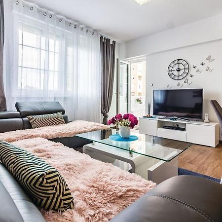 Apartment Trixi Pula Bagian luar foto