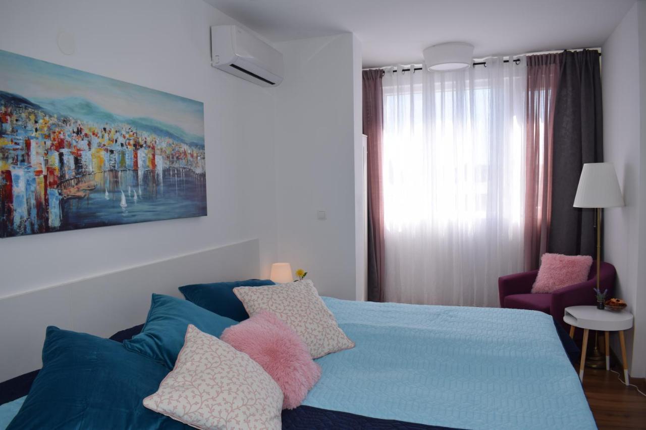 Apartment Trixi Pula Bagian luar foto
