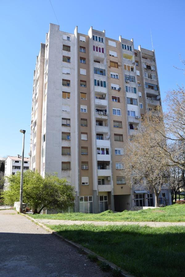 Apartment Trixi Pula Bagian luar foto