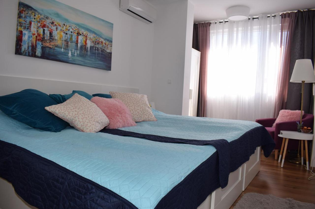 Apartment Trixi Pula Bagian luar foto