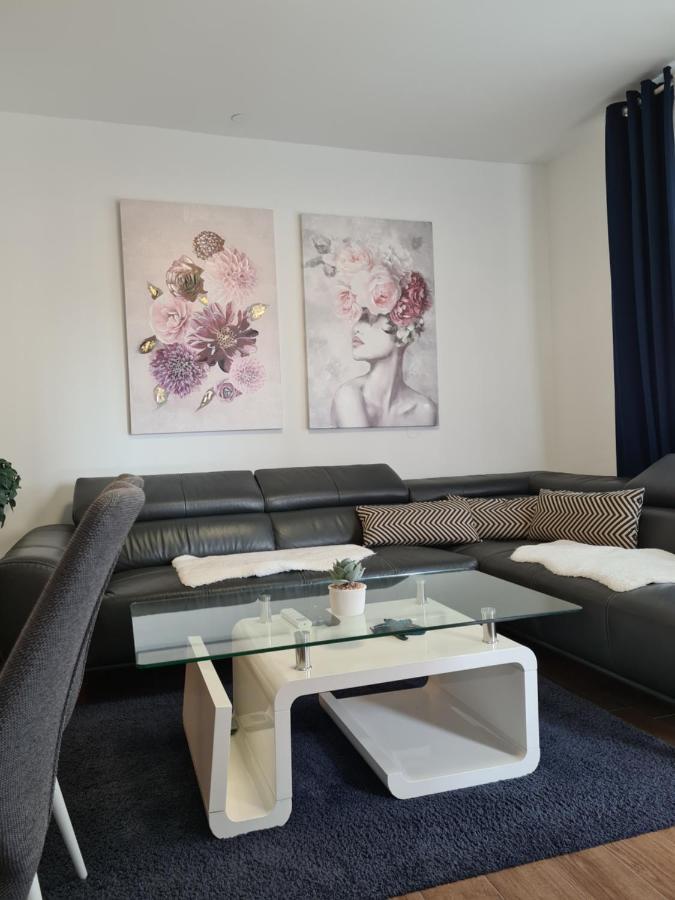 Apartment Trixi Pula Bagian luar foto