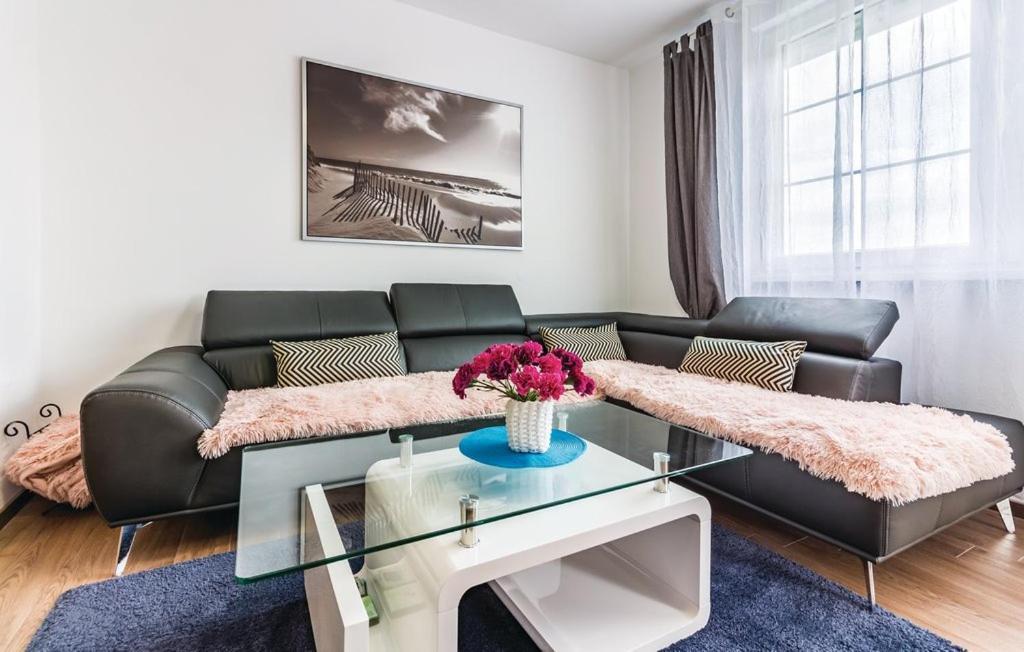 Apartment Trixi Pula Bagian luar foto