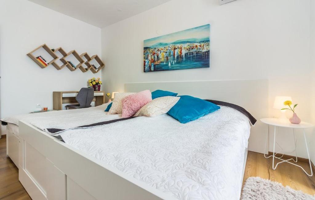 Apartment Trixi Pula Bagian luar foto